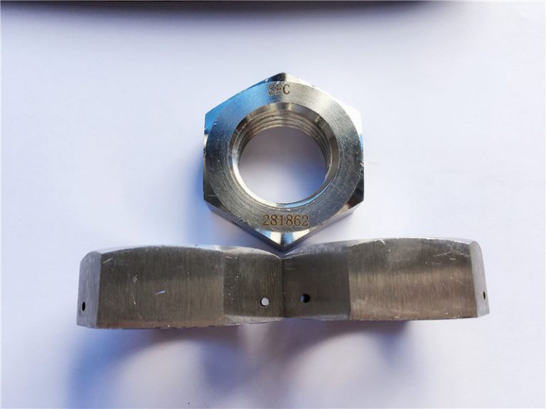 kuusiokolumutteri, jossa porausreikä