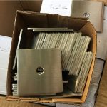 räätälöity super duplex s32205 (f60) ruostumattomasta teräksestä valmistettu neliönmuotoinen aluslevy / kiinnitin